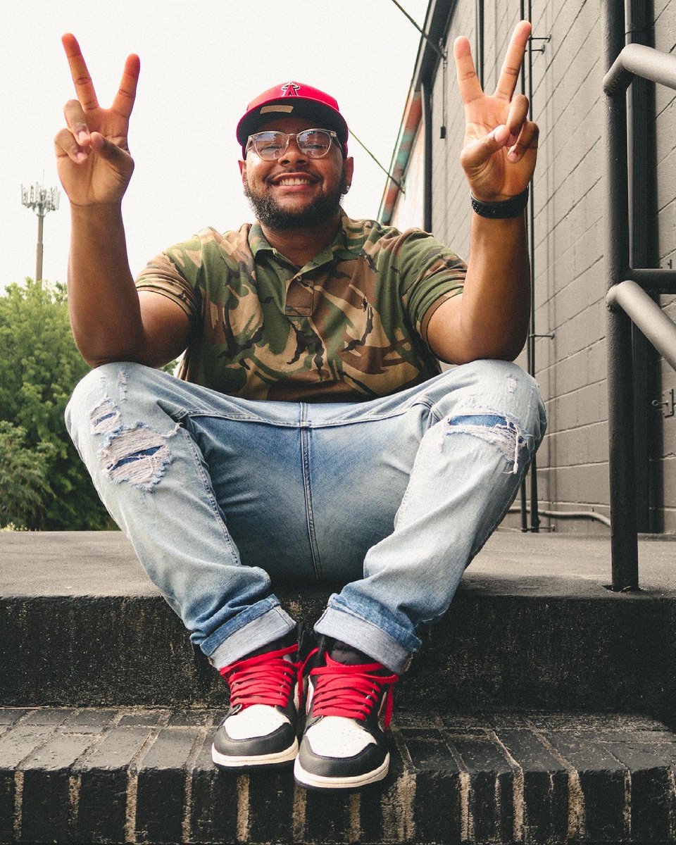 NoDarapper's tweet image. Life about living, tell how ya living 🍋