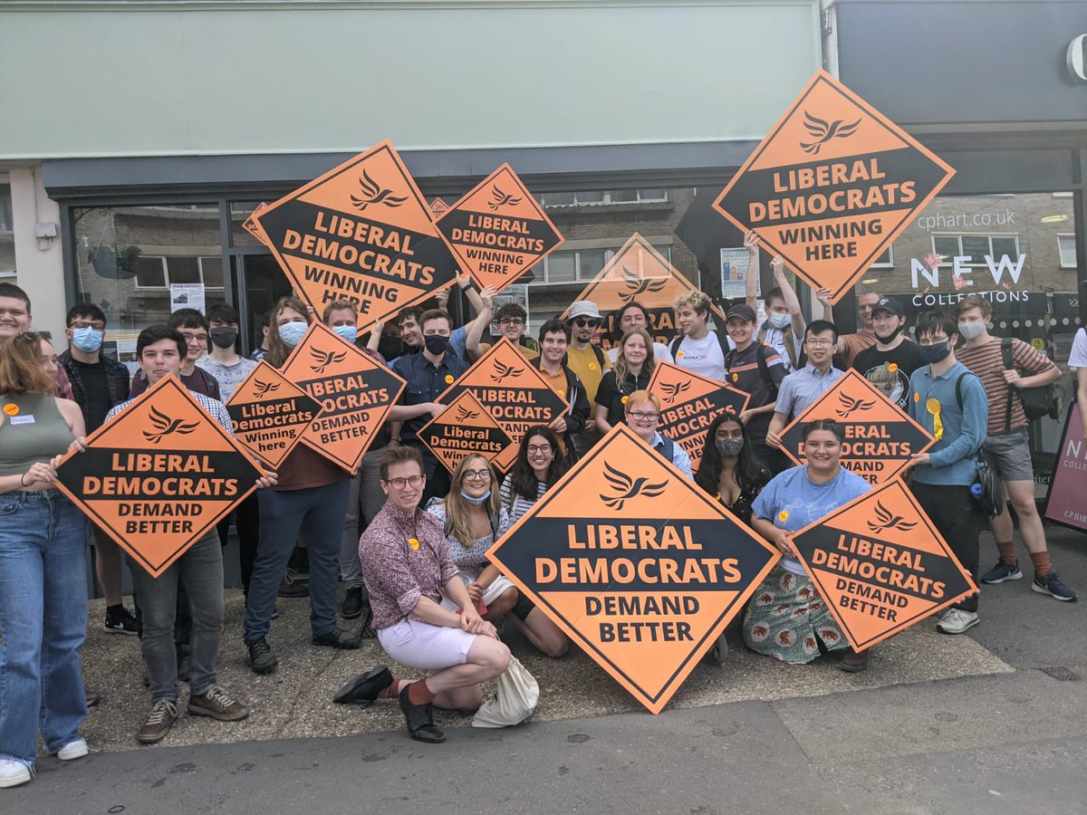Thank you everyone who came to our @YoungLiberalsUK action day this weekend! It was incredible to see so many of you yesterday! #winninghere