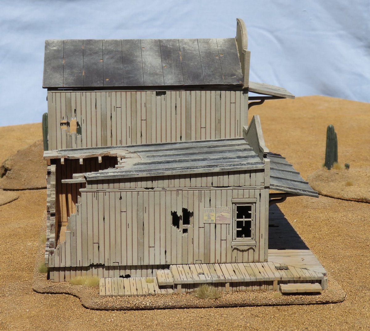 RMZHBC's tweet photo. And the finished @4ground deserted old west buildings ready for @GEGHQ #DMH #deadmanshand #FistfulofLead #FFoL โโฆ man, itโs hot in the desert ๐ตโ https://t.co/4qjVwP4RXi