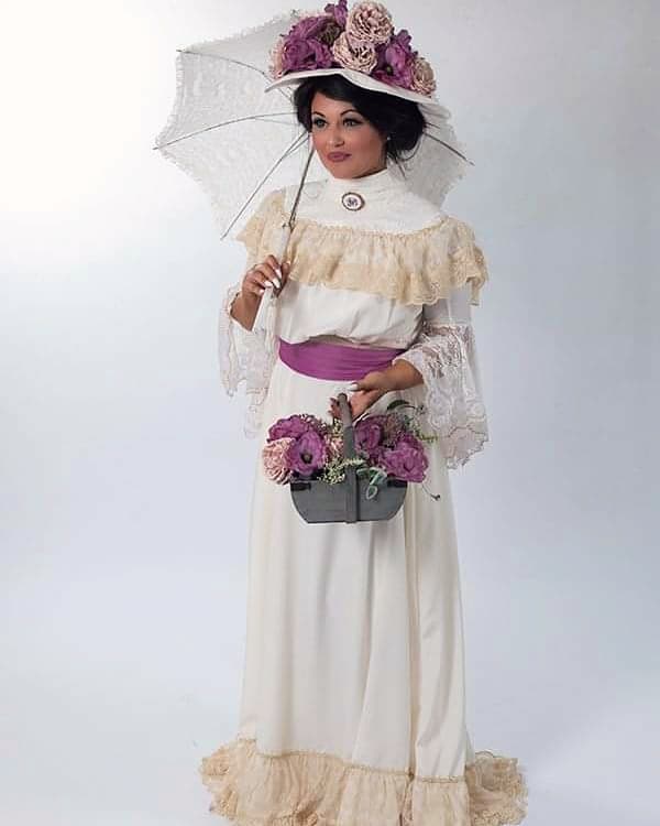 JoJo_Andr's tweet photo. Photo by @KnightVisionPh1 
#edwardian #charactershots #bridgerton #actress https://t.co/hqSDDDHt9E