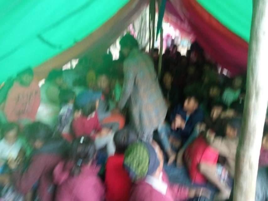 soezeya's tweet photo. Chin IDP are seen in the jungle near Thantlang, Chin state on June 9. Photo from Chin World News. #WhatsHappeningInMyanmar https://t.co/VC5M9Yrt3S