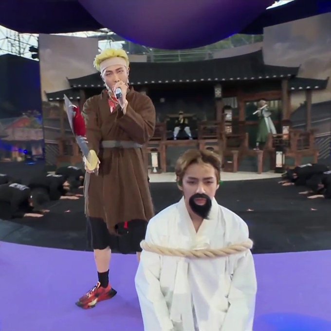 graceki04634199's tweet image. บังทัน &amp;amp; เจ้าของเพลง #MUSTERSOWOOZOO #DAECHWITA