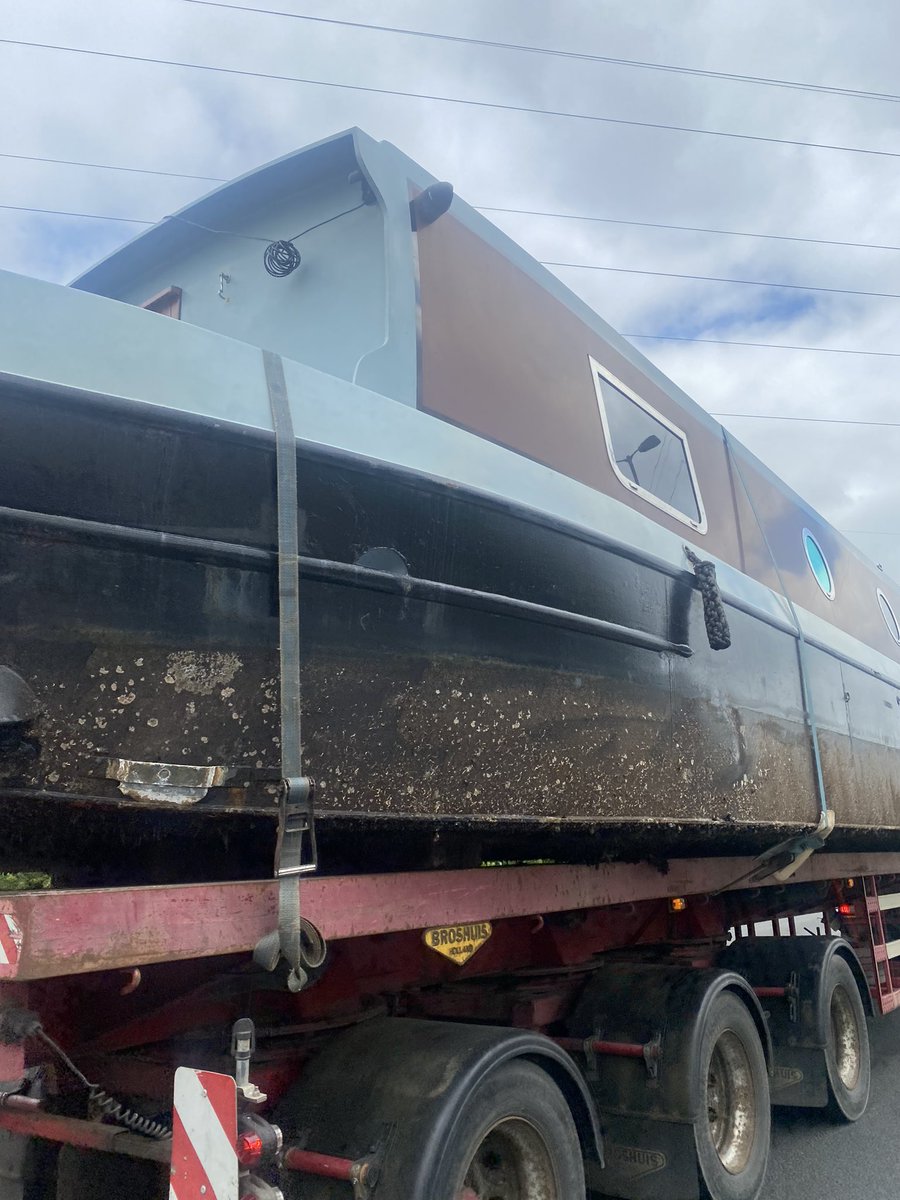 Need something transporting - here to help!

E: info@24hrSolutions.co.uk