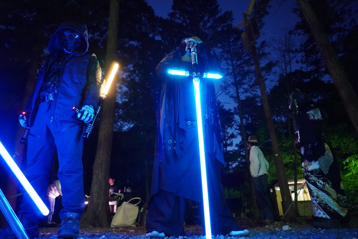 Diverdown_man's tweet image. はれて、
CHAOS REGIONの一員に
なれました！！

平日の夜に個人的に
撮影や練習するぜ。
練習用ほしくなるよね？
ファンタジーエッジも欲しくなるよね？？？

#ライトセーバー
#SamuraiEdge
#FantasyEdge