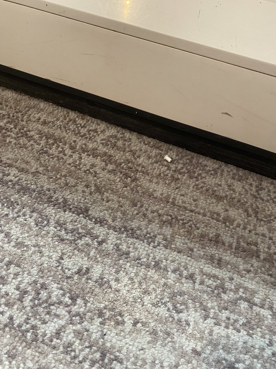 Quarantine Hotel tweet media