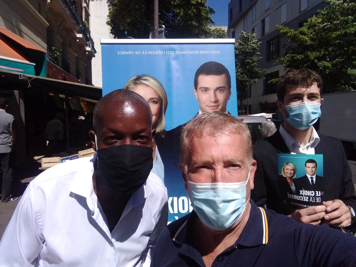 RNational_Paris's tweet photo. La mobilisation continue autour de notre tête de liste parisienne @BallardPhilippe ! Aujourd’hui, c’était au tour des habitants du 15e de se voir proposer #LeChoixDeLaSecurite et de @J_Bardella pour les #regionales2021 les 20 et 27 juin prochains! https://t.co/C1KheSVRKi