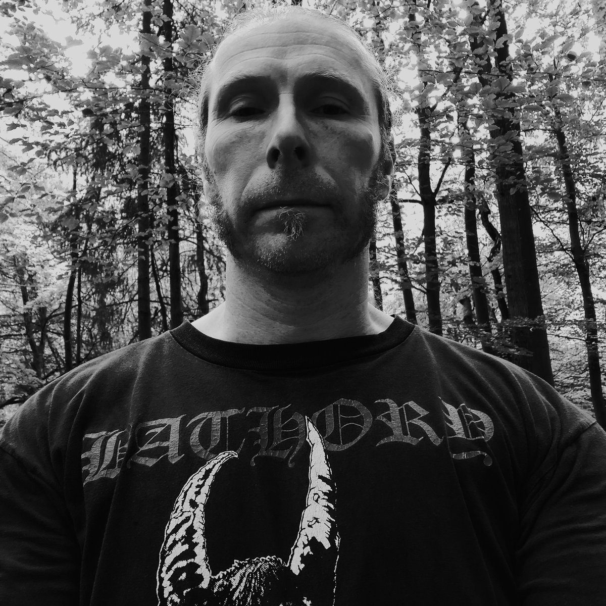 HecateBassBeast's tweet photo. #HecateEnthroned #ukblackmetal #metalwarrior #northwales #darkwoods https://t.co/drRfSksujM