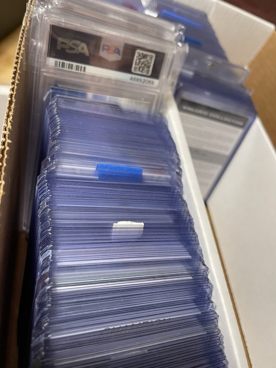 certifiedcards's tweet image. ▫️One of my biggest Twitter sales is TODAY

▫️Everything will be below eBay comps with many being heavily discounted (40-60% below)

▫️All sports, singles, lots, and slabs

▫️Posts will start at 4:00pm PST, 7:00pm EST

📌Retweet this post to get FREE SHIPPING on your entire order