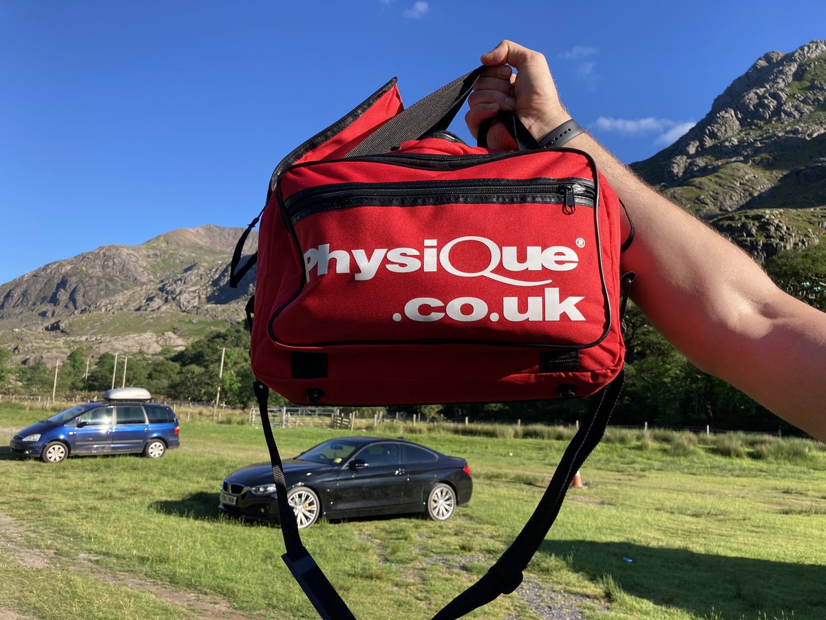 Thanks so much for <a href="/PhysiqueMgmt/">Physique Management</a> <a href="/HanhamPhysio/">Paul Tompkins</a> for their support 👊🏼