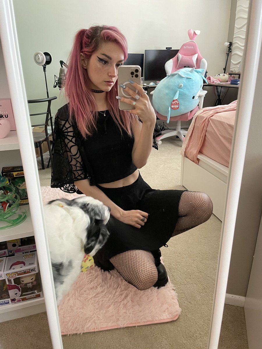 💜 cyber raven 🩵 tweet media
