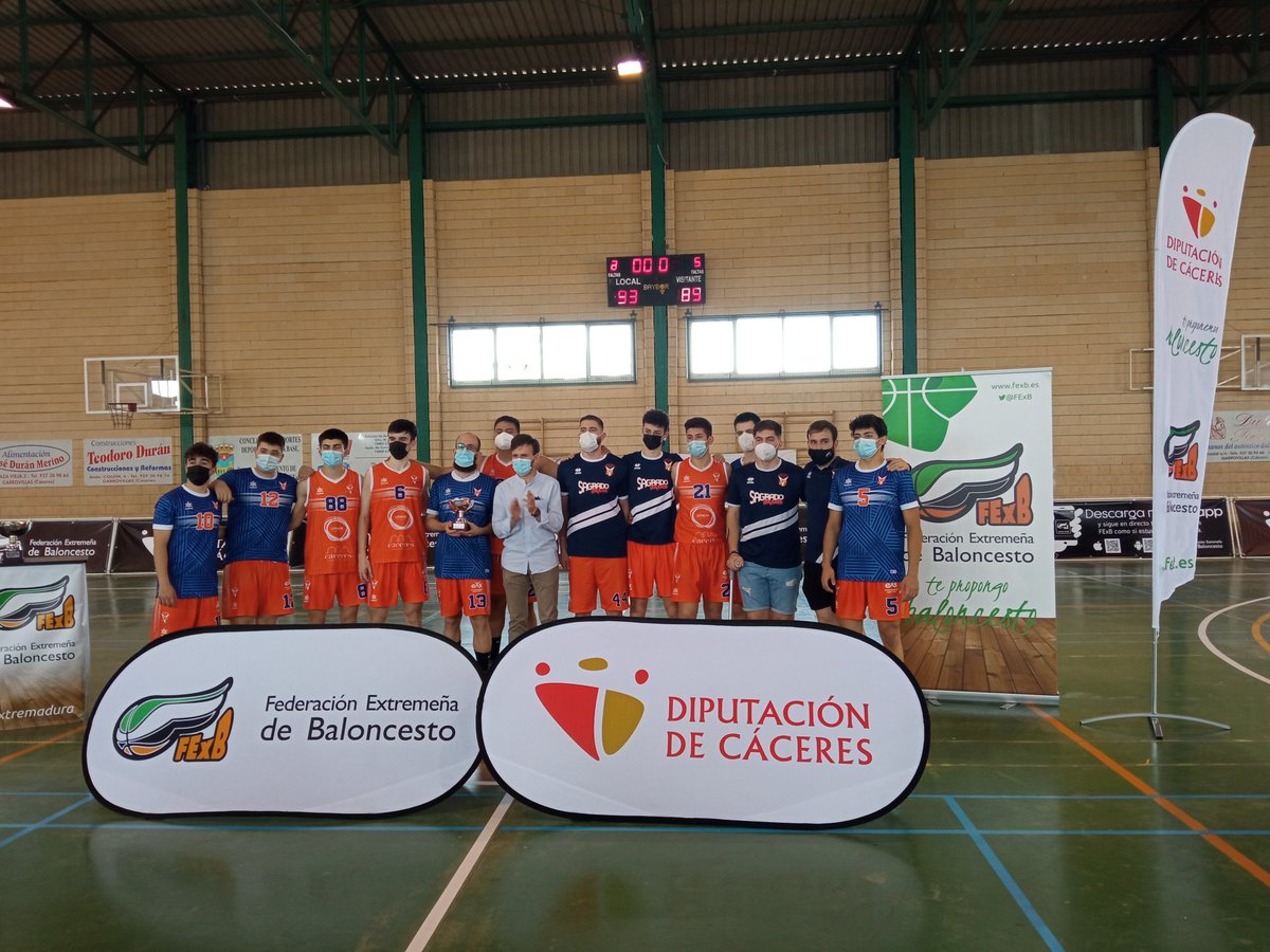 FExB's tweet photo. 🏆 Final Trofeo @DiputacionCC Masculino

💥 ¡FINAL!

@adcbaloncesto RS Diseño 9️⃣3️⃣
@SagradoCoraznCC Lithium Iberia 8️⃣5️⃣

Enhorabuena a los dos conjuntos cacereños por la gran final que han disputado.

#TiempoDeFinales #TeProponemosBaloncesto https://t.co/vWYyagjSj3