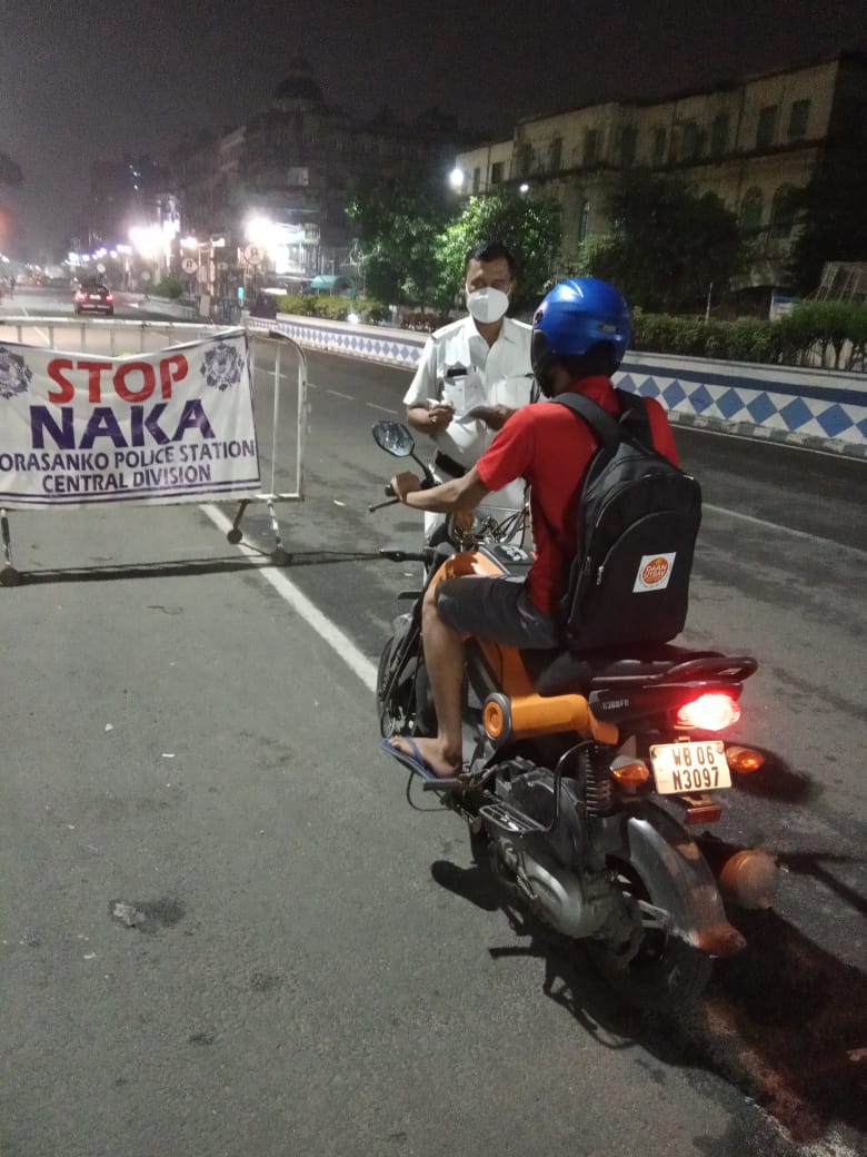 KPCentralDiv's tweet image. #NAKA_Checking 
#Stay_Safe
#Stay_Home

@KolkataPolice @CPKolkata