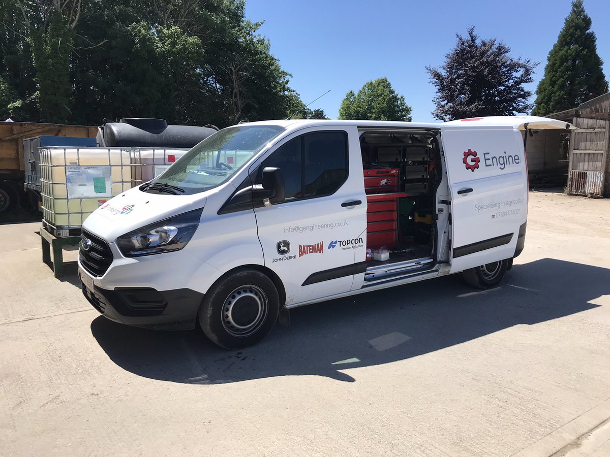 JimScarratt's tweet image. Always on a weekend! Excellent service come #jonnygowing #gengineering back up and running on a Sunday. Top man Jonny.....👍👍👌👌