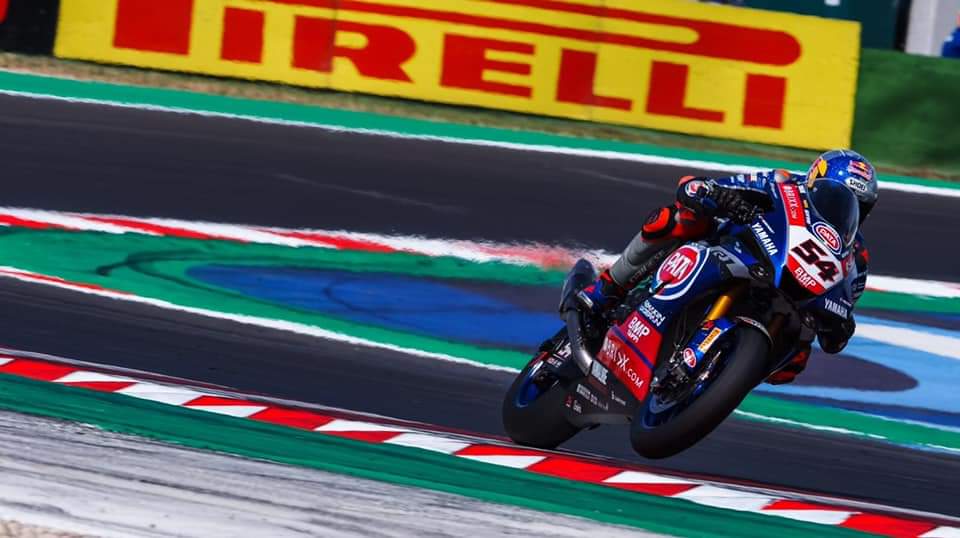 İtalyada bir İtalyan motosiklet takımını ve İtalyan sürücüyü mağlup ederek kazandık.Biz biriz.Bir yanımız mağlup olursa diğer yanımız kazanmak için elinden geleni yapacaktır. 
Tebrikler Toprak RAZGATLIOGLU