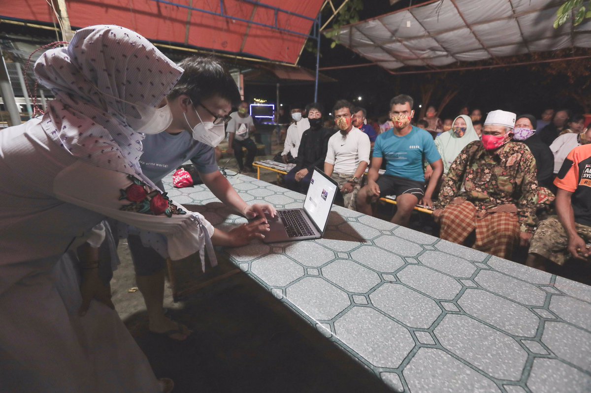 The Endgame dirilis online malam ini oleh Asmania dan Rieswin di Pulau Pari, Kepulauan Seribu.

Asmania, perwakilan warga Pulau Pari yang pernah menerima Bansos.

Rieswin, perwakilan 75 pegawai KPK yang dinyatakan tidak lolos TWK.

youtu.be/ebNa6TdMMmo