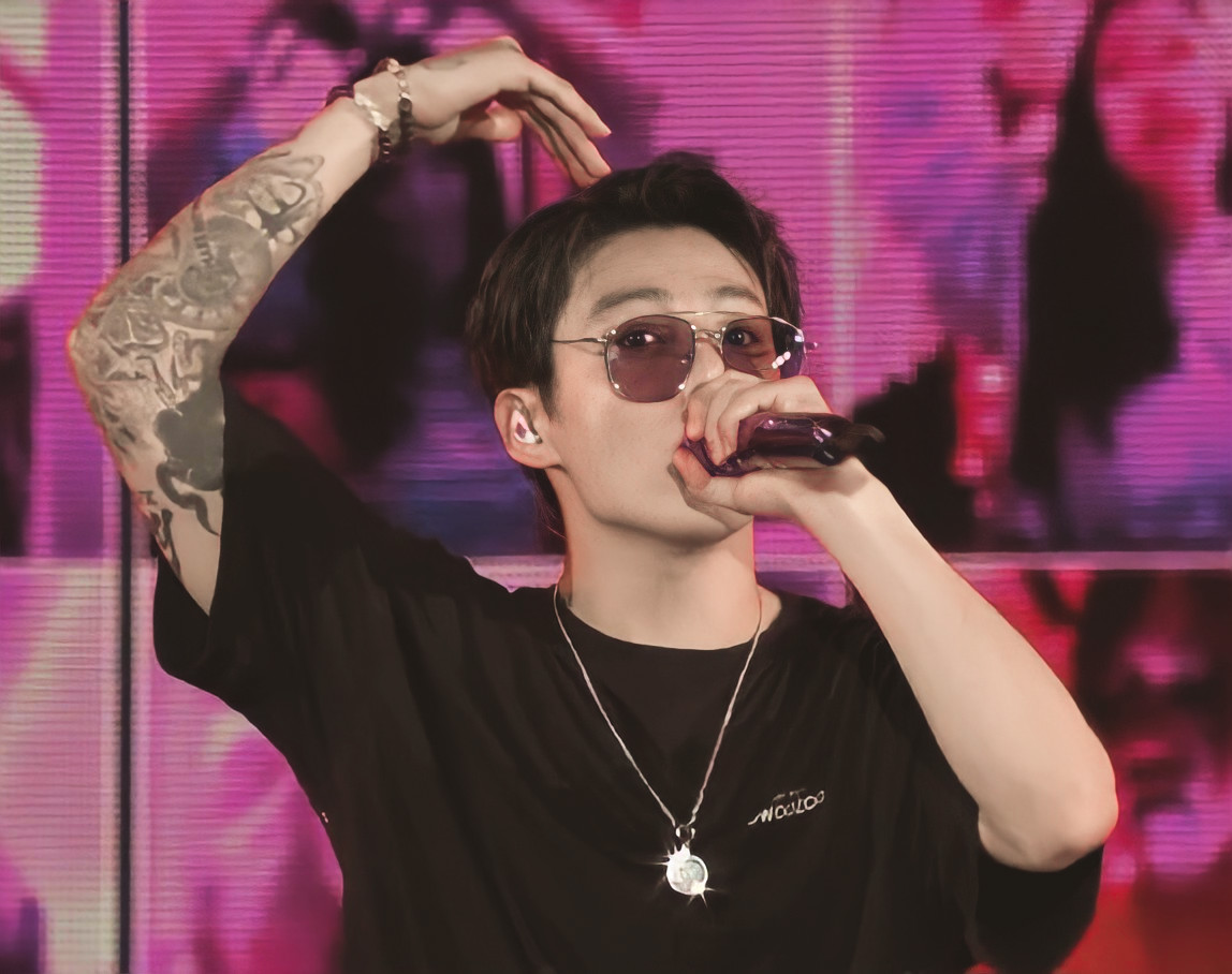bangpdsgirl's tweet photo. Can we appreciate how confident Jungkook was today? He’s slowly being comfortable around to show his tattoos and I am just so proud of him. 

He looks so ethereal 💜 https://t.co/z8WEpsKLT1