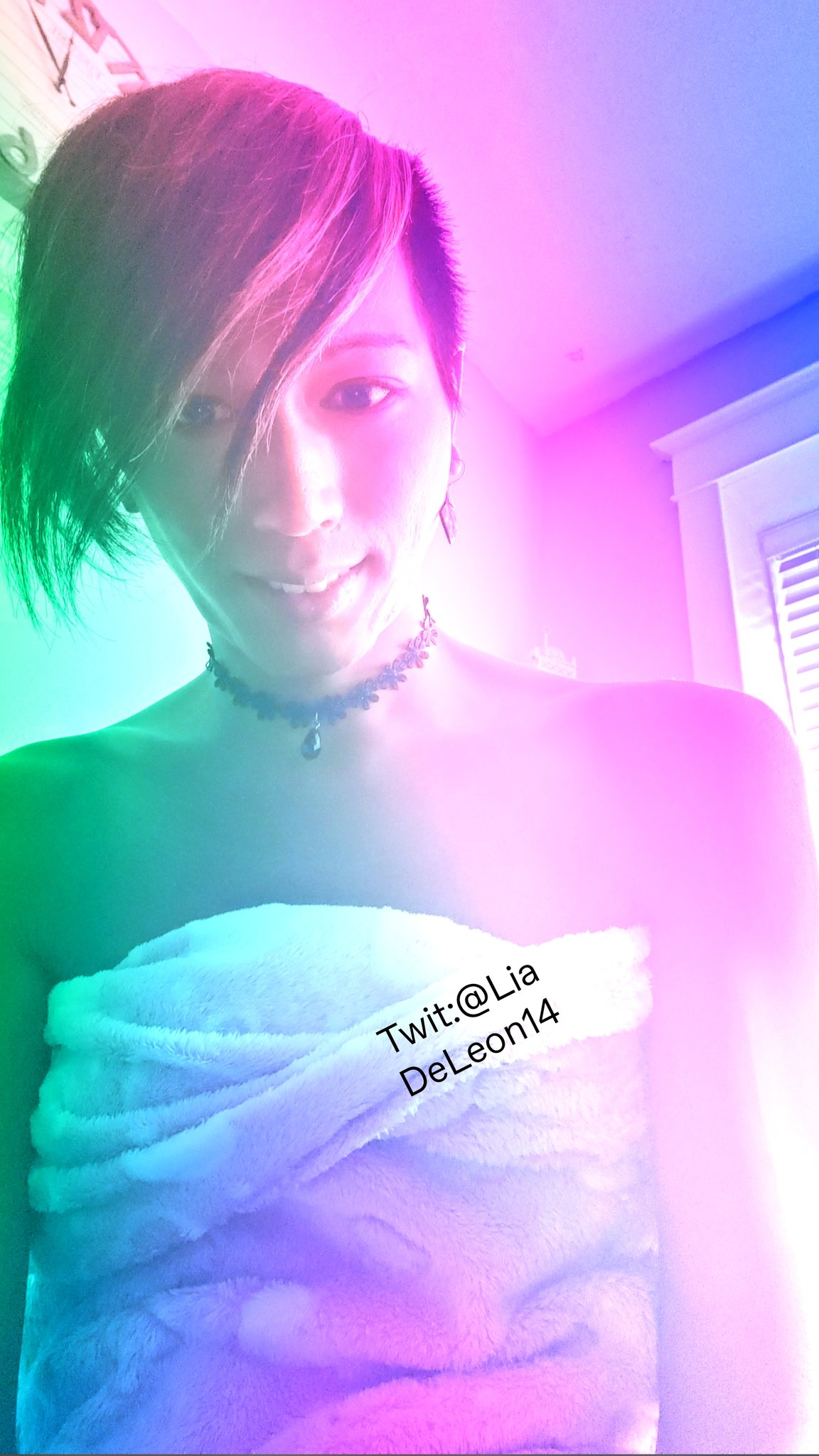 To All Those Kings & Queens 
Let Those colors burst ?
#Pride2021 #TransIsBeautiful https://t.co/iQdi