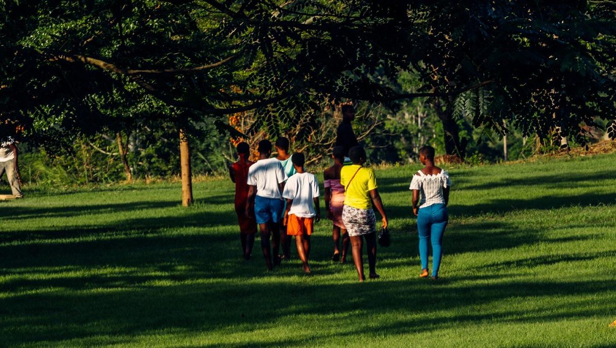 wode_maya's tweet photo. Few months ago I found a Ghanaian man who transformed a refuse dumb into a park which serves as a recreational center for his community!Today my @Youtube subscribers &amp; I decided to raise $10,000 for him to continue the development of the Park! https://t.co/2zKWwHLR2B
