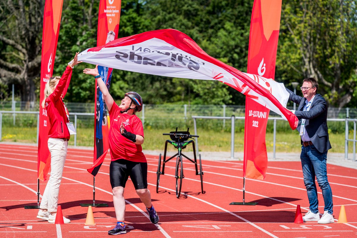 4/4 - Van 10 tot en met 12 juni 2022 vindt in elk van de veertien Twentse gemeenten minimaal één sportevenement plaats.
Volg @SONS_Twente2022 voor updates over dit evenement.
#meedoen #natuurlijk #sons2021 #sons2022 <a href="/SO_NL/">Special Olympics NL</a>