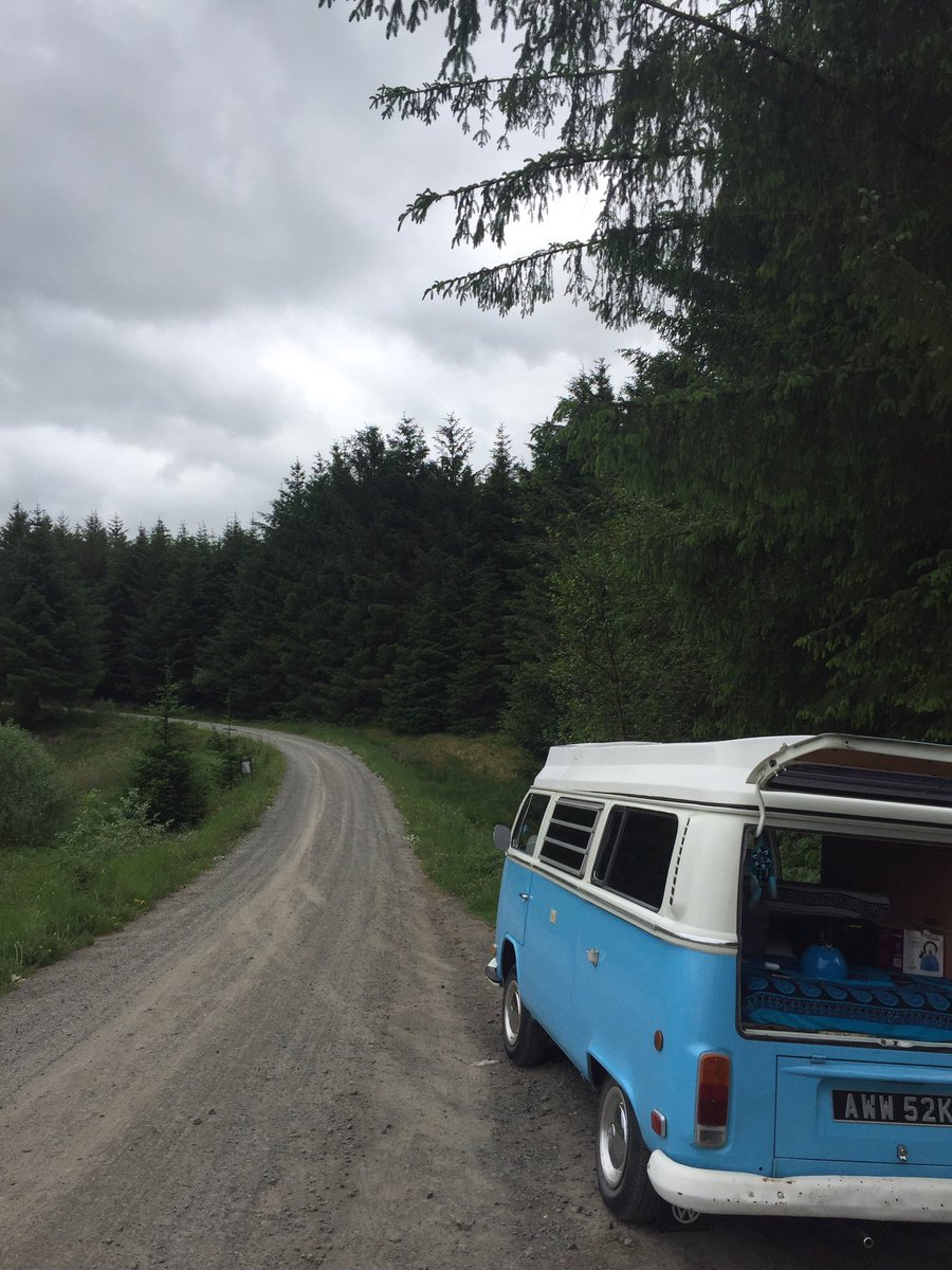 72Riviera's tweet photo. Perfect spot for a nice cuppa 👍#vanlife #vw #Northumberland https://t.co/4iOpqMN2Cd