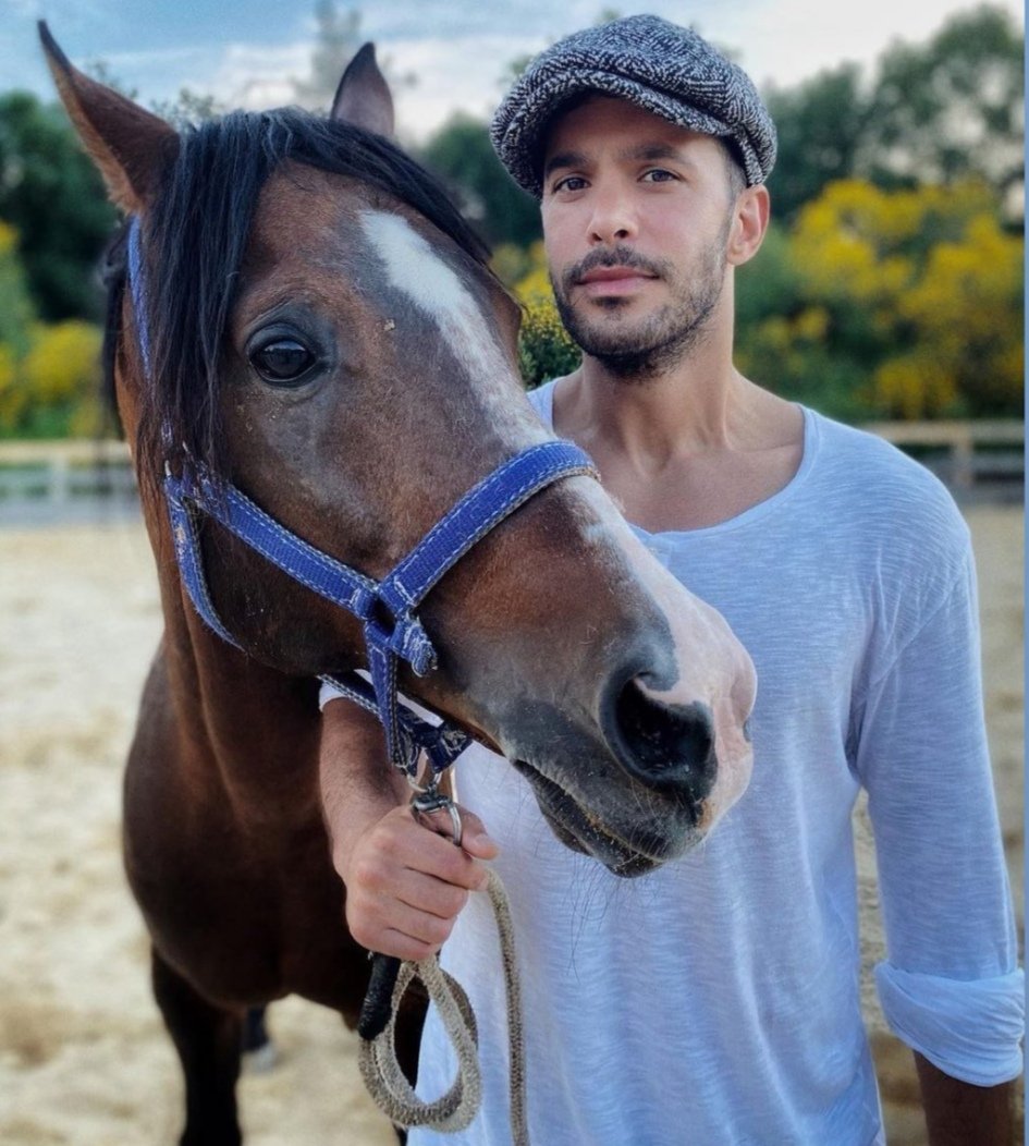 Esperando verlo en acción <a href="/baris_arduc/">Barış Arduç</a> haciendo lo que mejor sabe hacer que es interpretar. Siempre lo apoyaremos y si es necesario le defenderemos. Ganas de verlo en acción.