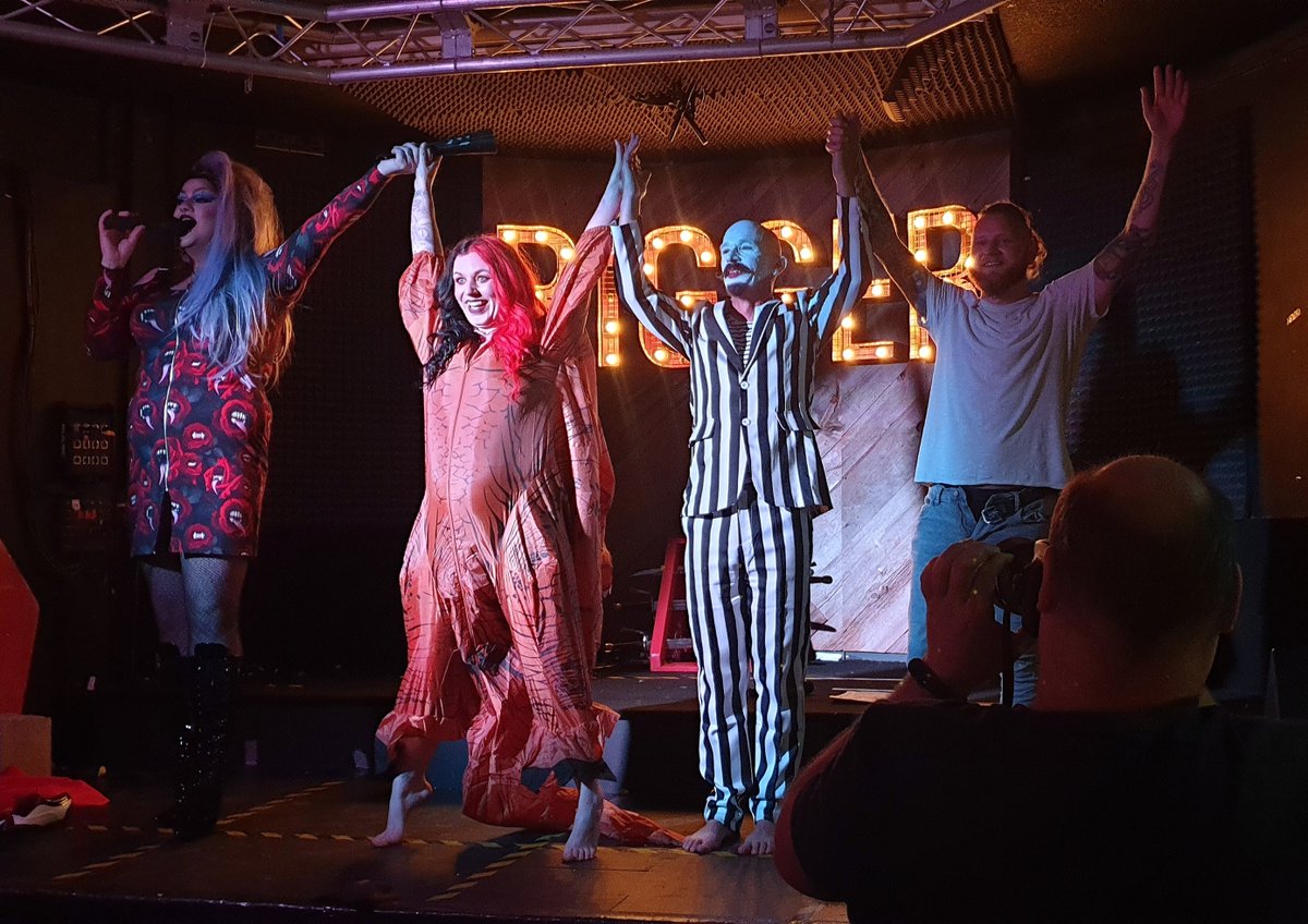 REDGibson91's tweet photo. Date night last night with @superashbro86 at #TheRigger watching the Cunning Stunts Cabaret show hosted by Candy Fierce.
#caberet #cunningstunts #nonbinarycouple #adventure #fireeating #knifewalking https://t.co/jLWwPAtxcQ