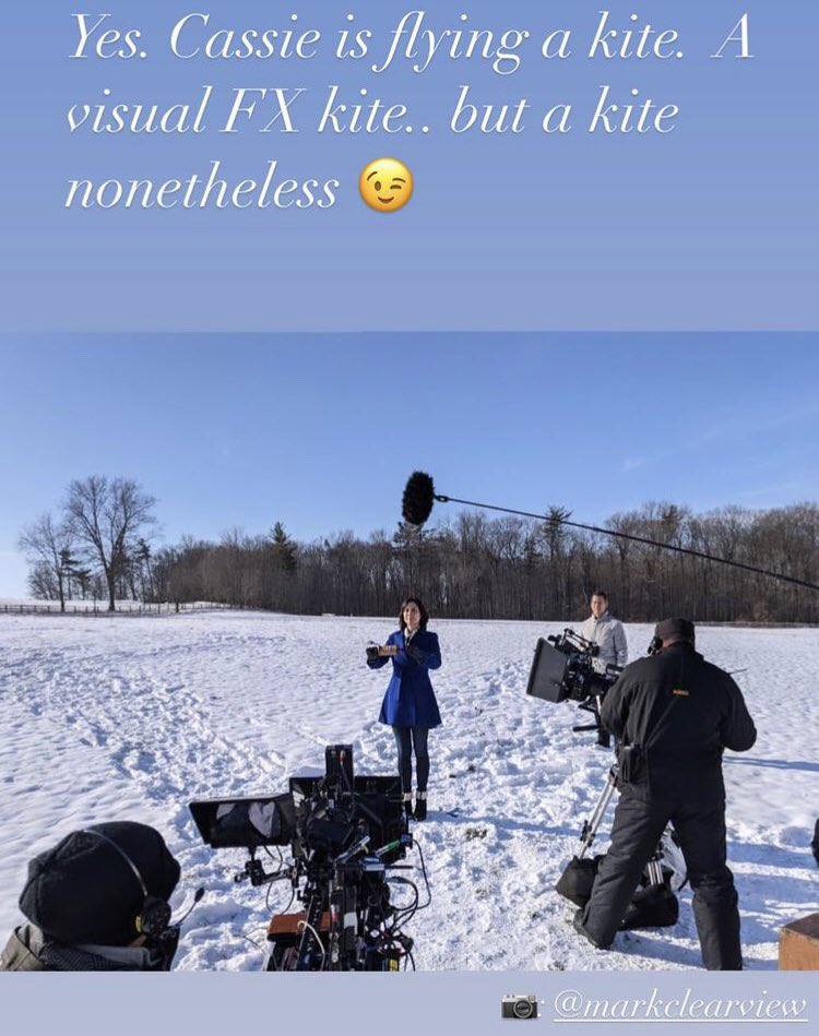 GoodWitchPosts's tweet photo. Hoping we get to see this cute scene tonight... πͺ #goodies #goodwitch #cutejacket https://t.co/T4flyK2syZ