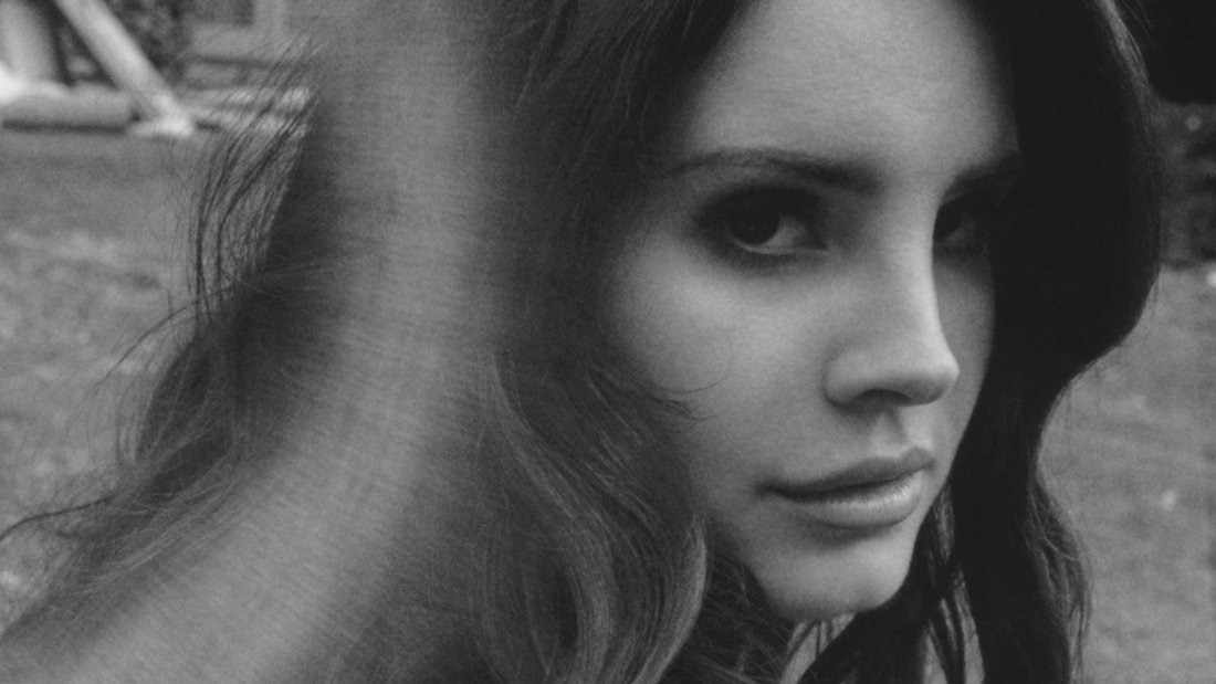 pepette0502's tweet photo. happy birthday ultraviolence 🚭 https://t.co/ybNciW5Z0R