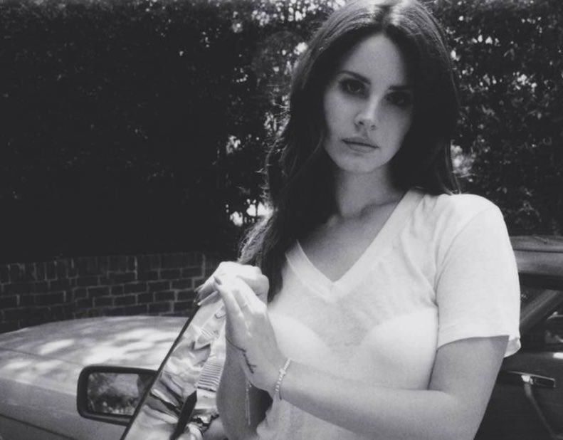 pepette0502's tweet photo. happy birthday ultraviolence 🚭 https://t.co/ybNciW5Z0R