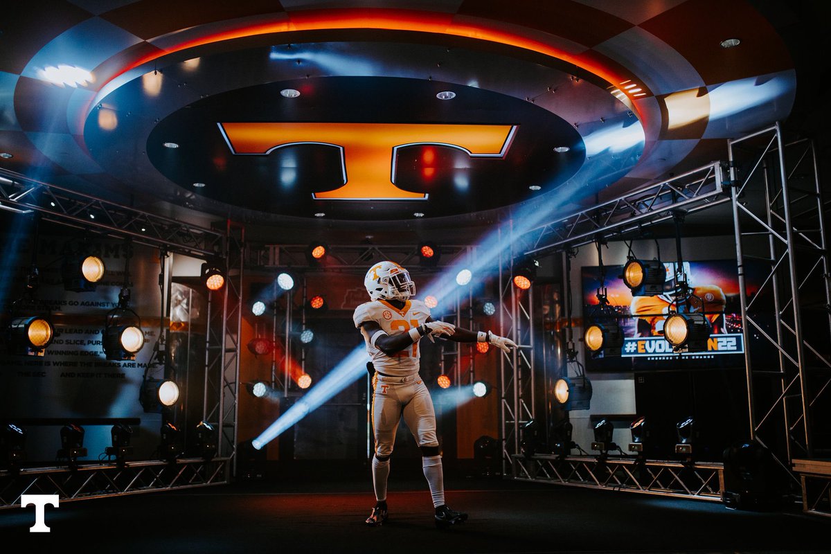 Dylan Sampson ♜ 🥀🖤 (@dylans21527) on Twitter photo After a great visit I have decided to commit to the university of Tennessee 🟠⚪️ #Vols <a href="/Vol_Football/">Tennessee Football</a> After a great visit I have decided to commit to the university of Tennessee 🟠⚪️ #Vols <a href="/Vol_Football/">Tennessee Football</a>
