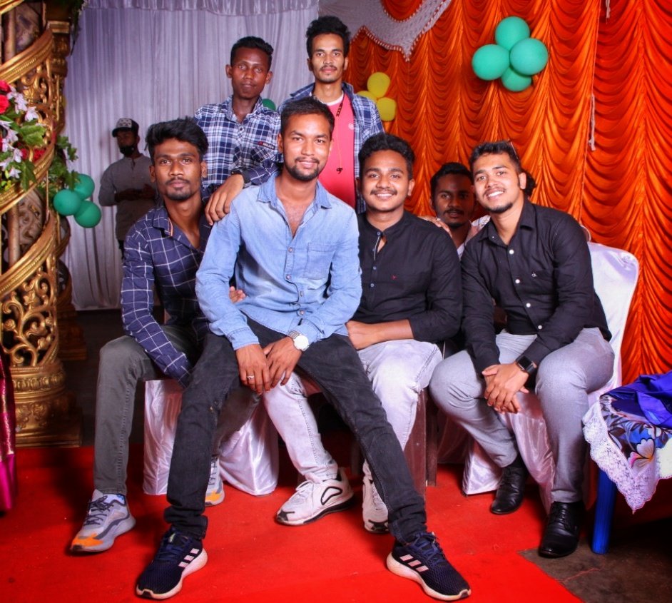 Shibaditya121's tweet photo. Sister Wedding Reception👰🤹
#shibaditya #shibadityamandal
#shibu #wedding #bride #love #weddingdress #weddingphotography #weddingday #weddinginspiration #photography #makeup #weddingplanner #fashion #prewedding #bridal #bridetobe #weddingphotographer #weddings https://t.co/zZp0UVcvNe
