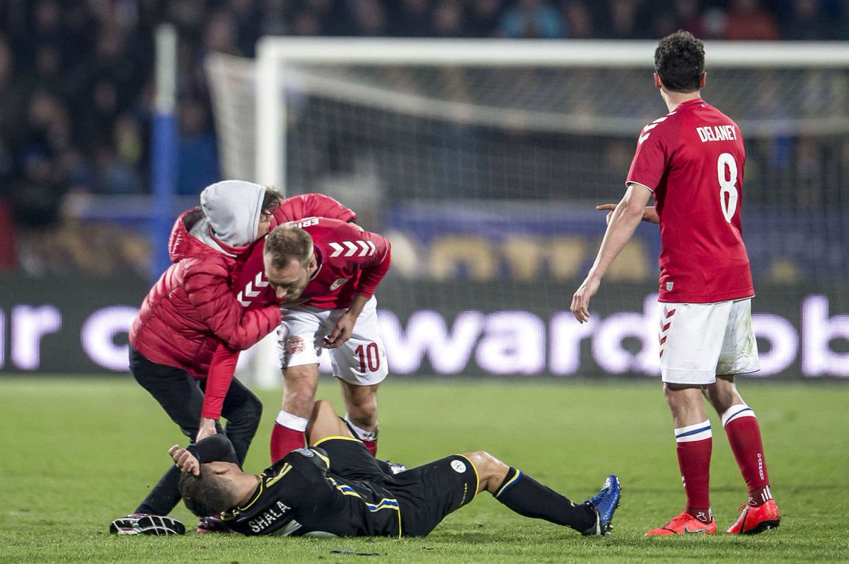 kosovanfooty_EN's tweet photo. This is what Eriksen had to say after the match:
“I’ve never had that happen before. It came out of nowhere and was very different. It was kind of fun to try that one time. Now hopefully it doesn’t happen again.”
#KOSDEN | 🇽🇰🇩🇰 https://t.co/s1Sh70Hjmy
