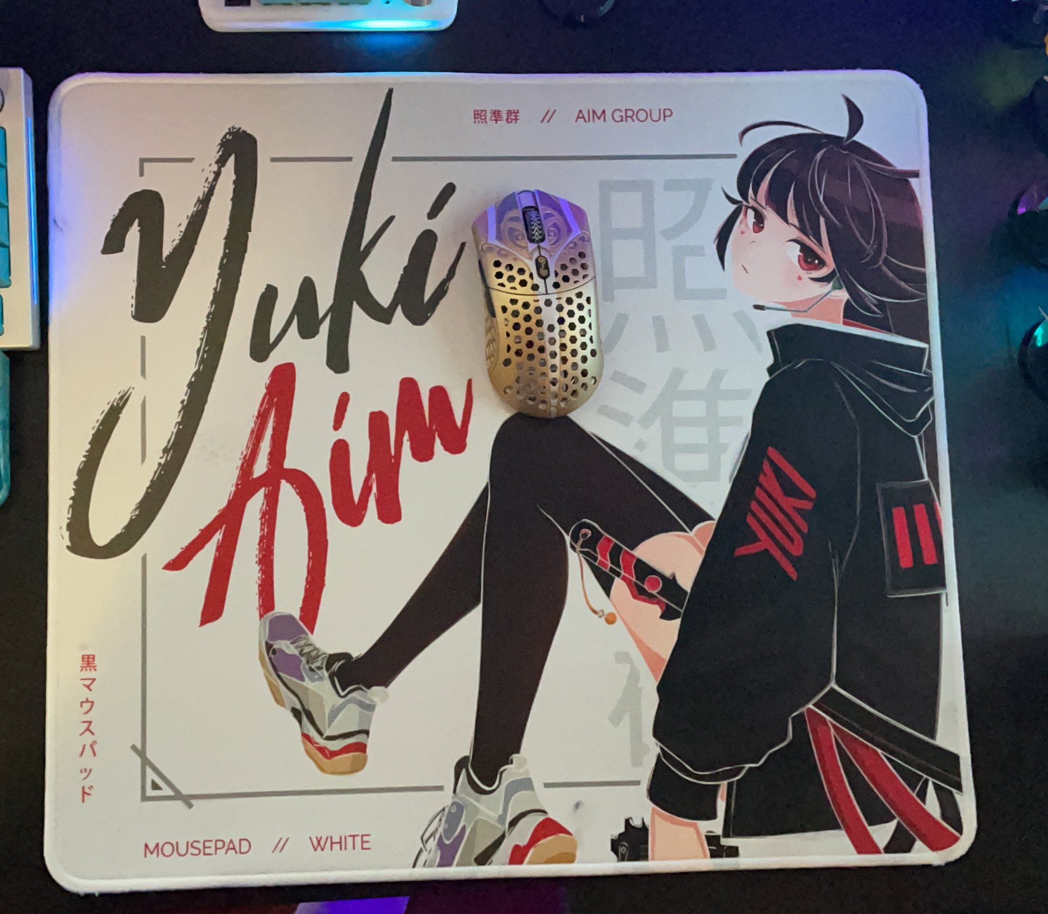 カメラ YukiAim Black)の通販 by ご'shop|ラクマ マウスパッド (Oni