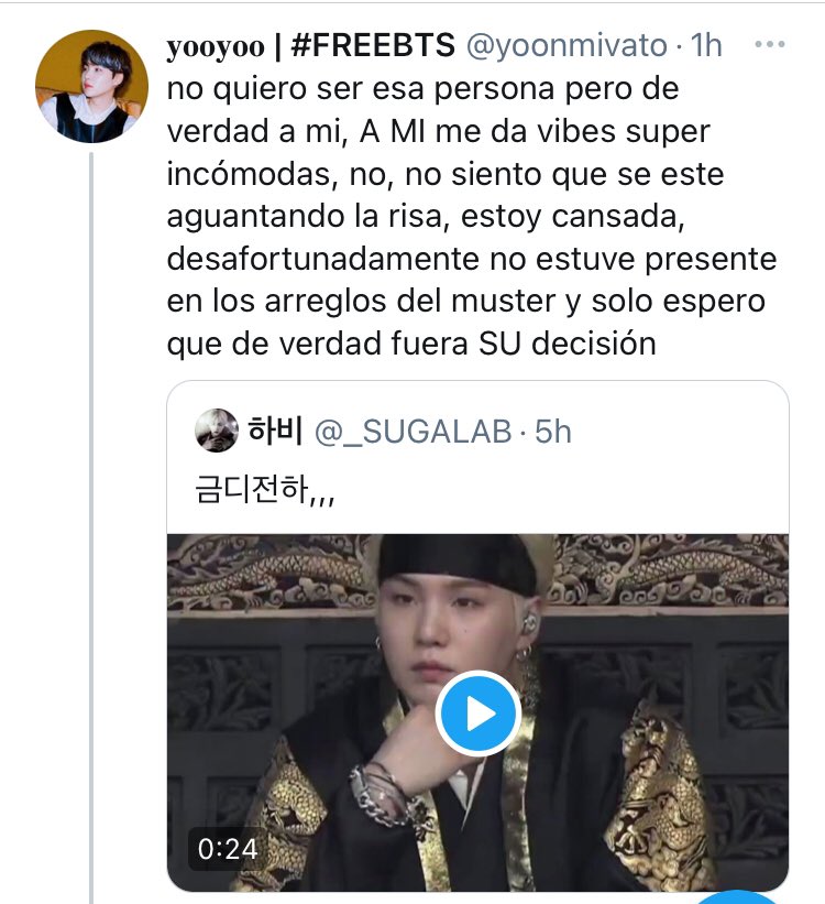 eternalgirl__'s tweet photo. No pienso quedarme callada porque enserio me molestan tanto estas cuentas que se las dan de OT7 y andan comentando como solo stans. Digan que lo son y listo. @yoonmivato deja de andar viendo cosas donde no las hay como si el no tuviera vos no voto en nada https://t.co/YxtzdMmZCN