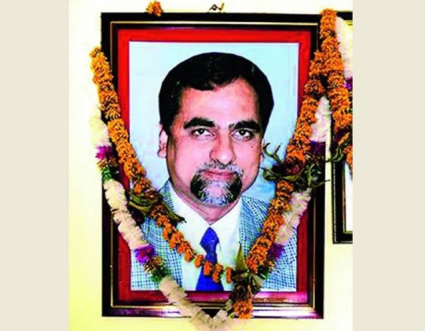 I'm support this hashtag. 

will you support me in seeking justice
 #JusticeForJudgeLoya 

@khanQa786 
@ahana_00 
@6gxQgwj78kmB9KG 
@MIHaque10 
@kajal_mp 
@AnsariSarwar6 
@Anuruddh66 
@Drx_pawan_kumar 
@Er_Gulzar4 
@KadeerK98841739 
@AaqibAnwar3
@Laluvad
@YasmineDTigress