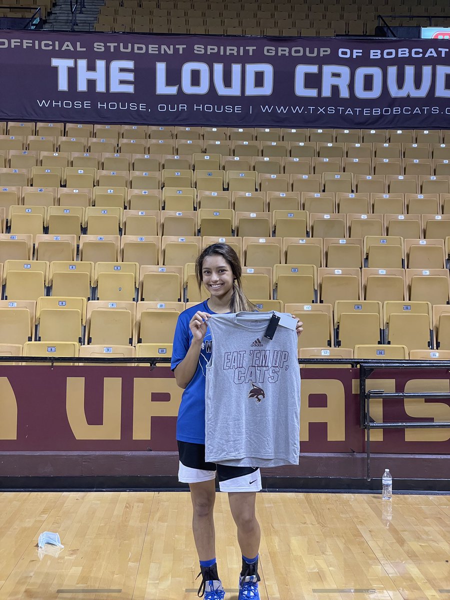 cpanuco23's tweet photo. Honored to have received the 1 on 1 award at the Texas State Elite Basketball Camp @TXStateWBB #eatemup https://t.co/FLzKPrI5Kk