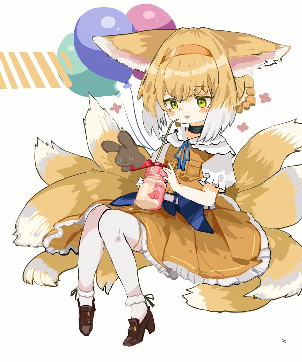 suzuran (arknights) 1girl animal ears fox ears fox tail tail balloon fox girl  illustration images