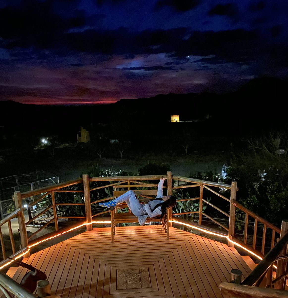 Naantu10's tweet photo. Chasing sunsets and great views
@GondwanaLodges
#SouthernNamibia https://t.co/ofAsSwIqlQ
