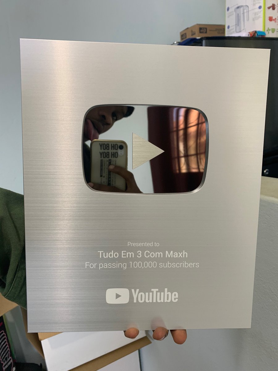 Meu certificado chegou, é mais pesado do que eu esperava🤲🏾
100k plaque 
God is Great❤️
Sharau todos vocês pelo support 🤲🏾