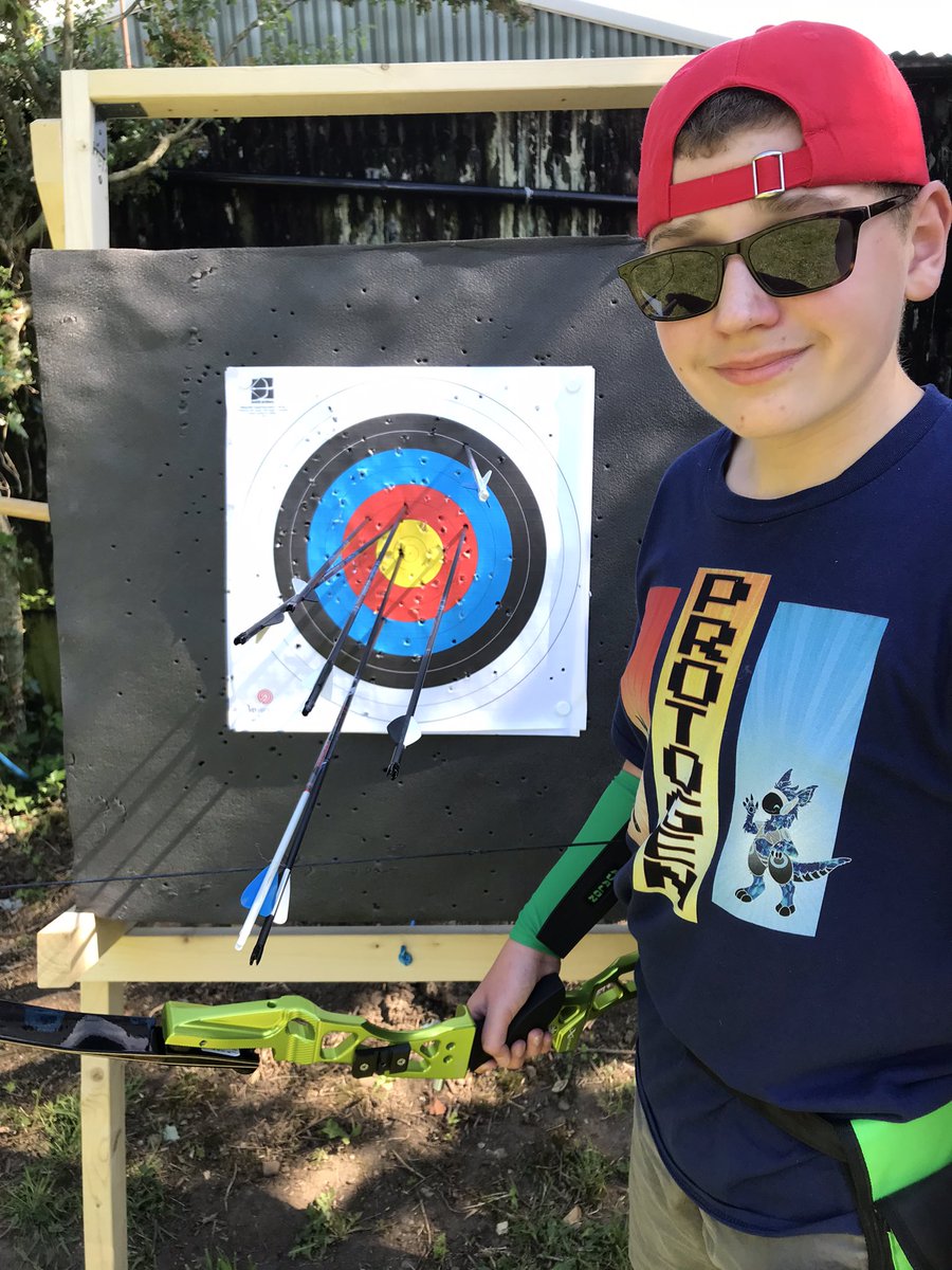 Hi everybody! It’s Alex! At last! I managed to take up my Bow again and practiced the wonderful traditional martial art &amp; modern sport that is Archery. I can’t wait to get back to <a href="/MerlinArchery/">Merlin Archery</a> <a href="/ArcheryLegends/">Archery Legends</a> 🏹💪🏻🦿🎯 #AlexandersJourney #Archery #Bowman #Archer #CancerSurvivor