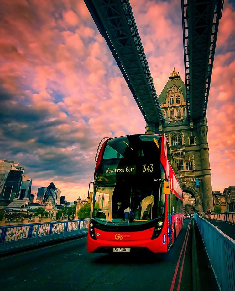 bus sofia london