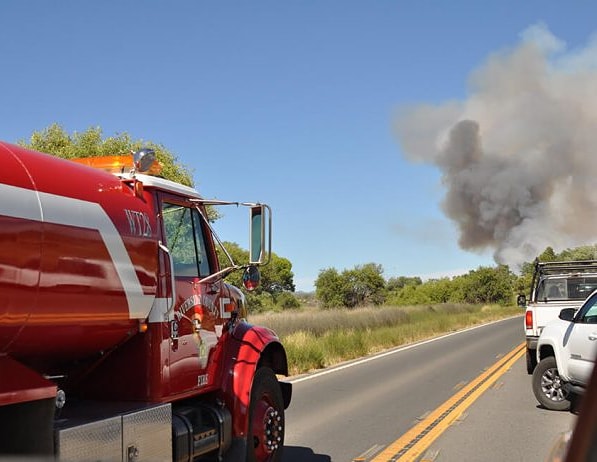 TheValleyNews's tweet photo. #BreakingNews #Wildfire
Pinyon Pines fire prompts evacuations

Read the full story online by clicking 👇

https://t.co/WVFPgqiQPJ #PinyonPines #RoadClosure #Route74 https://t.co/10CdozI3oo