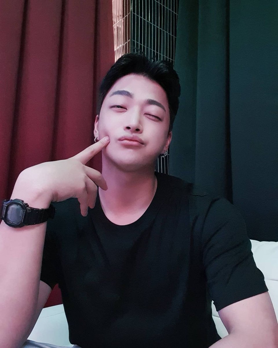 FBsNTB1's tweet photo. «🌐» ACTUALIZACIÓN DE SANGWOOK EN INSTAGRAM

#서울 이라는것 밖에는

➡️https://t.co/TfywlEgkR8

#ntic #n_tic #sangwook
#ntic_bolivia #unique_bolivia https://t.co/AI7px4OHQd