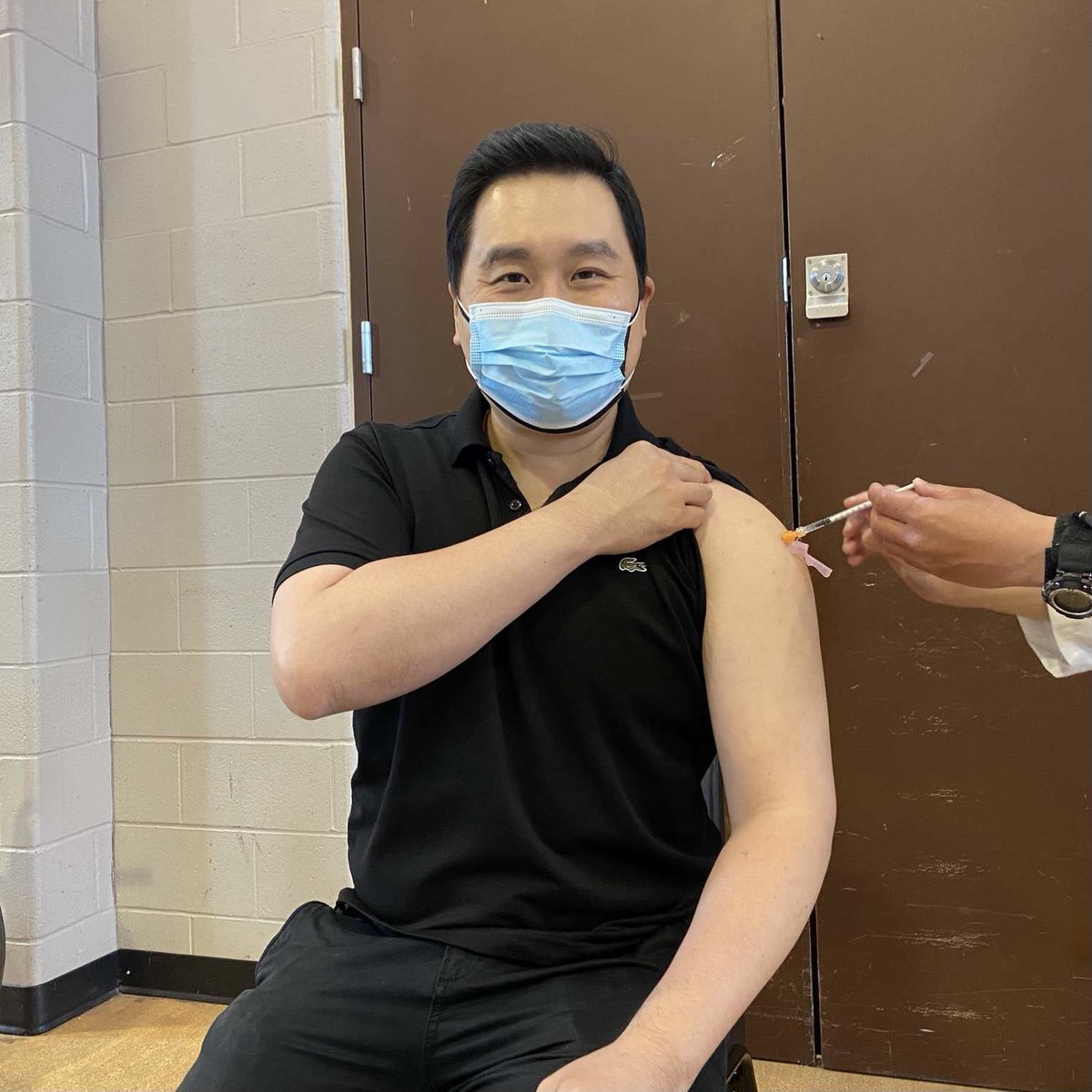 Fully vaxxed! Props to the amazing @SHNcares team running today’s Delta hot spot vaccine clinic @CCCGT in #ScarbTO North that was efficient & effectively organized - more #SecondDose pop-ups available this week…check dates, times & locations at: scarbvaccine.ca