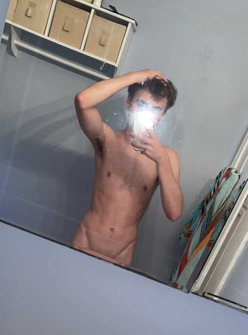https://t.co/H7aJWG3lWB #onlyfans #buyingcontent #ContentCreator #cuteboys https://t.co/BNNfyYWi5e
