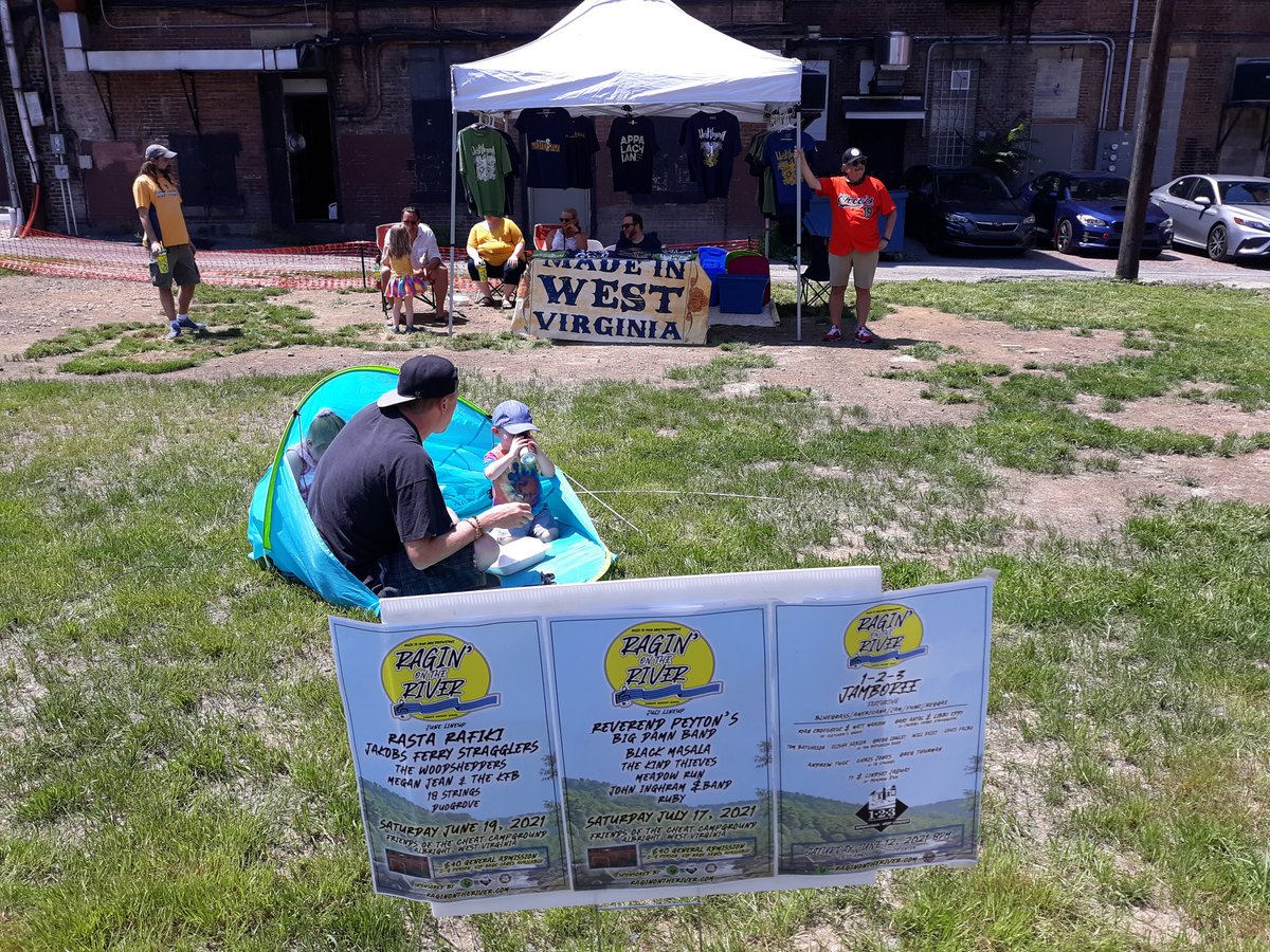 Thank you to all that came out to the Concert in the Lot presented by Ragin' on the River. See you Saturday in Albright!!
<a href="/ChestnutBrews/">Chestnut Brew Works</a> <a href="/123pleasant/">123 Pleasant Street</a> <a href="/musictoearsWV/">Music to Your Ears</a>