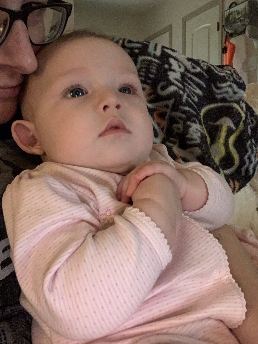 SarahSpahn's tweet photo. My daughter every time @GilmoreGirls comes on. 😍 @thelaurengraham no joke it’s adorable. https://t.co/LYy5ZbcDYn