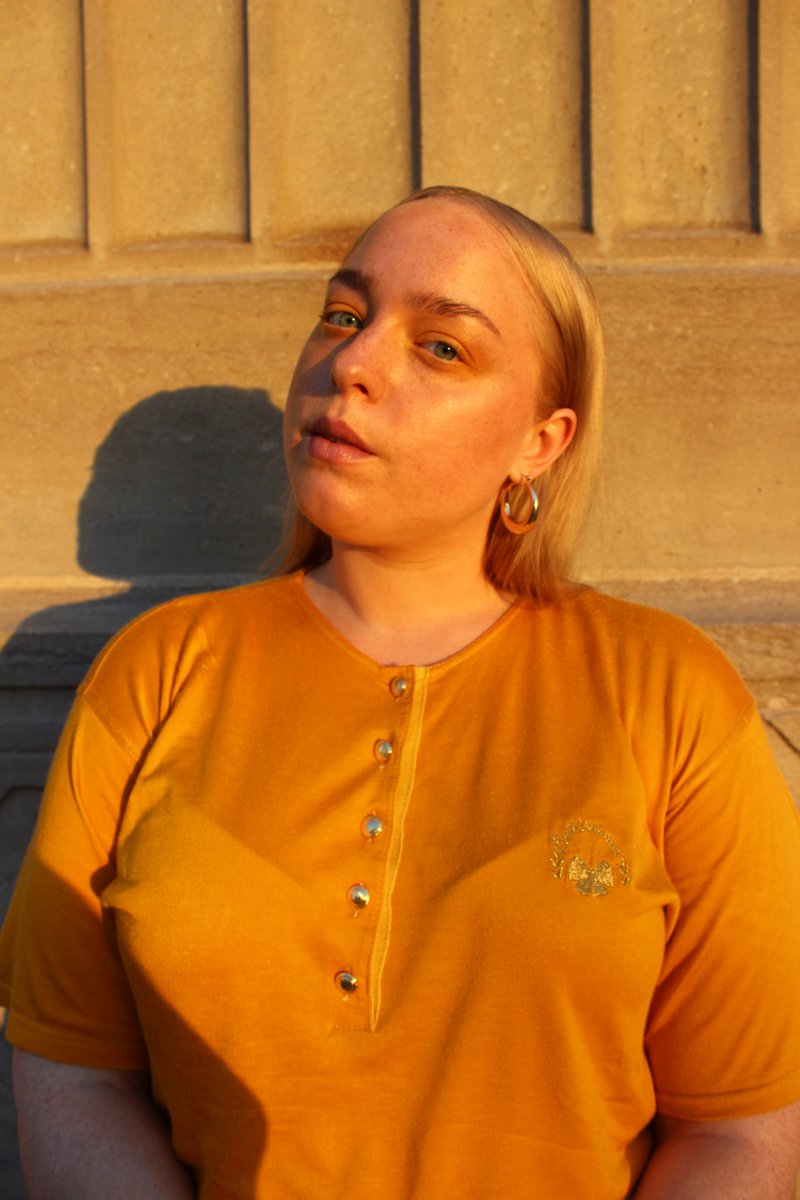 LauraRod1973's tweet image. The sun is OUT and it's time to shine YOUR light! 🌞

Join me for a #Meditation Workshop on strengthening your radiance ✨ 

June 24 on Zoom from 7-8:30 pm EST: laurakidd.ca/workshops/p/el… #onlinemeditation #kundaliniyoga