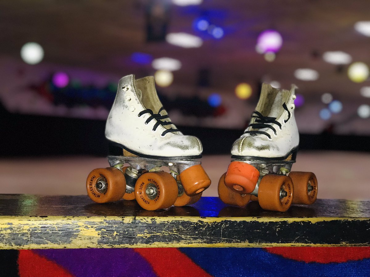 OLDIES SUNDAY AT ROLLERWORLD NORTHEAST : Today @ 2-6 PM. Where we only play Oldies and Christian music! #oldies #christian #family #summer #rollerskate