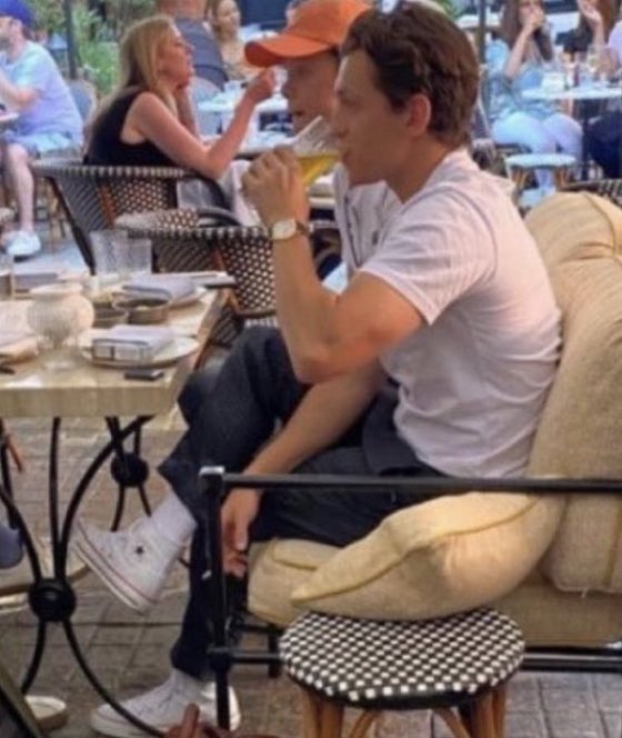 tom holland smoking cigarettes never knew tom holland drinking beer while holding a cigarette would be hot  but here we are